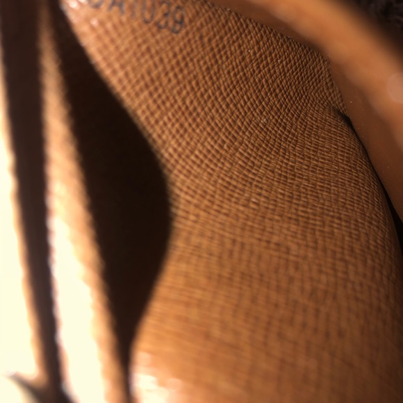 Louis Vuitton men’s wallet - Picture 5 of 8